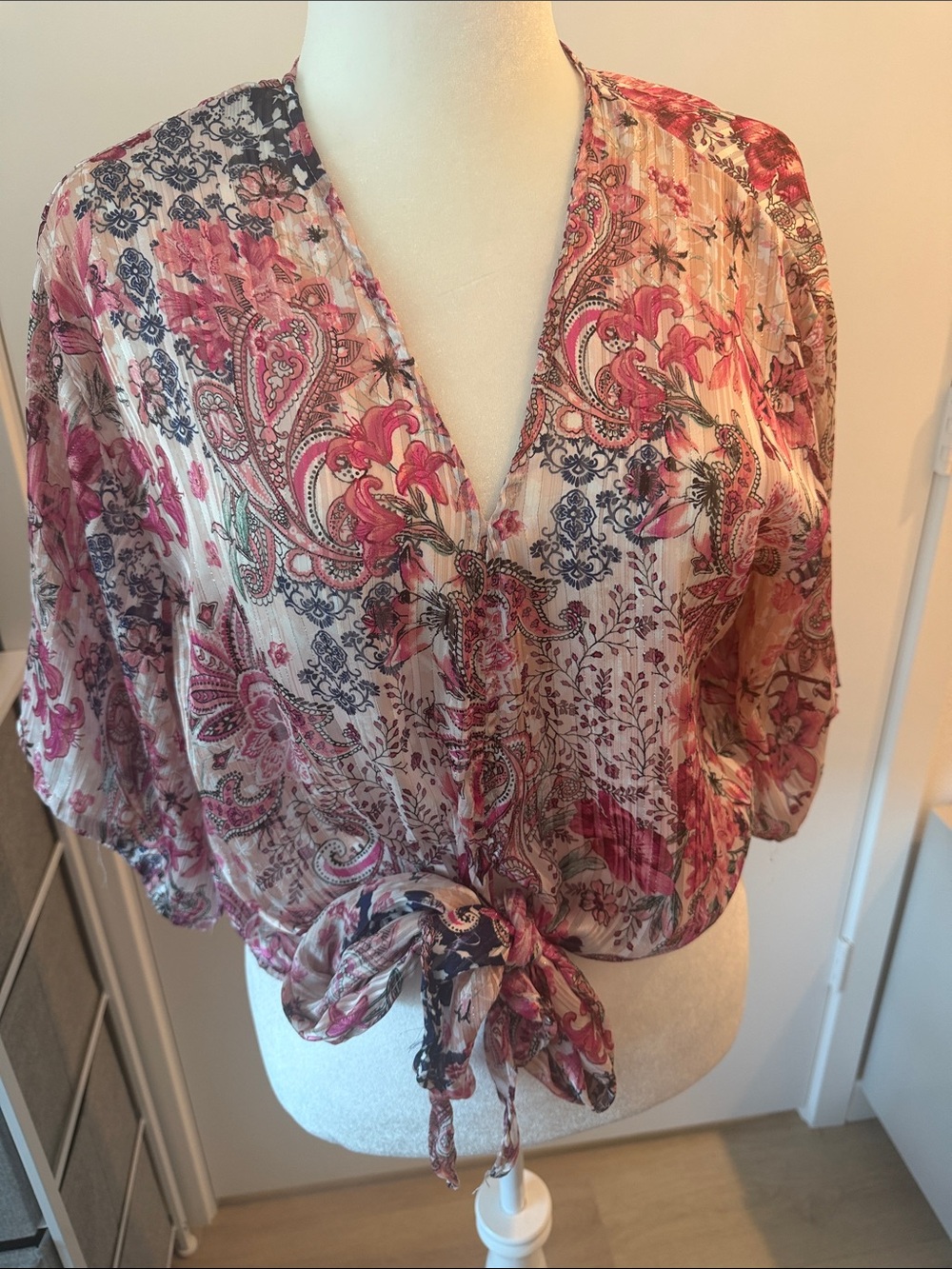 Womens Pink Paisley Tie-Front Blouse